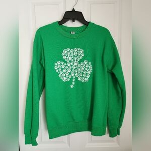 Item #:88 St Patrick's Day, Dog Paw Leaf Sweater